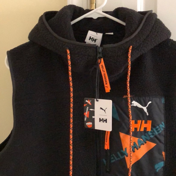 PUMA X HELLY HANSEN Vest - Picture 3 of 7
